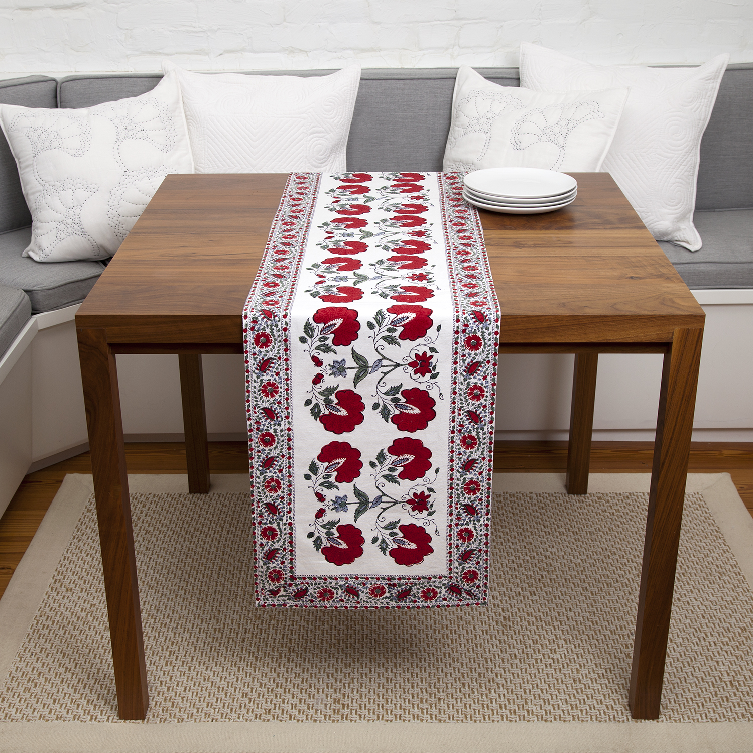 Janvi Runner - Red